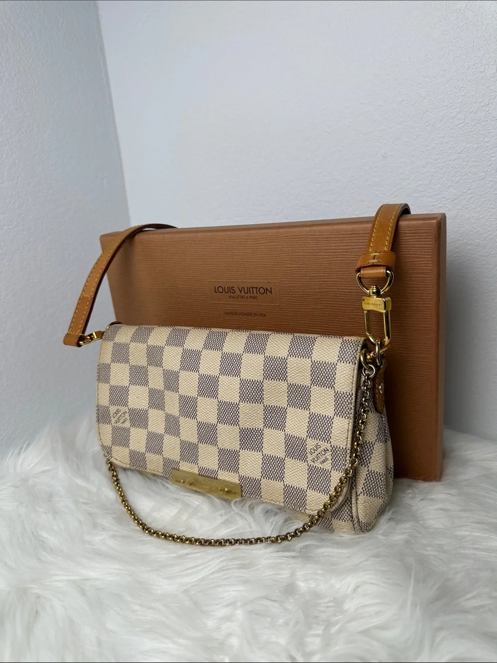 💯Authentic Louis Vuitton Damier Azur Favorite PM Crossbody Bag🍀